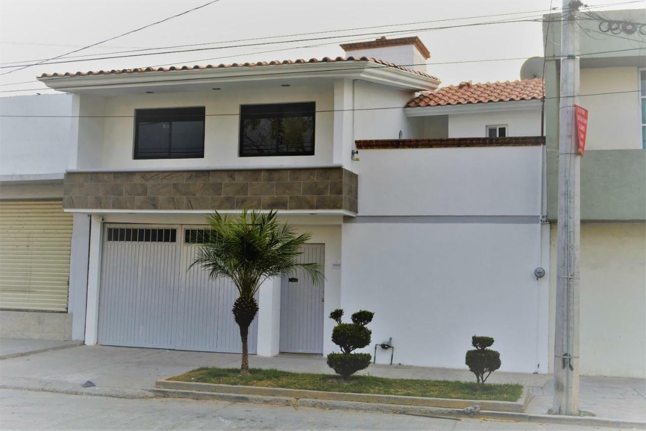 Suites Bajio Λεόν Εξωτερικό φωτογραφία